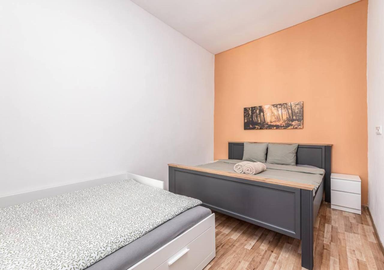 Elegance Apartments 布拉格 外观 照片