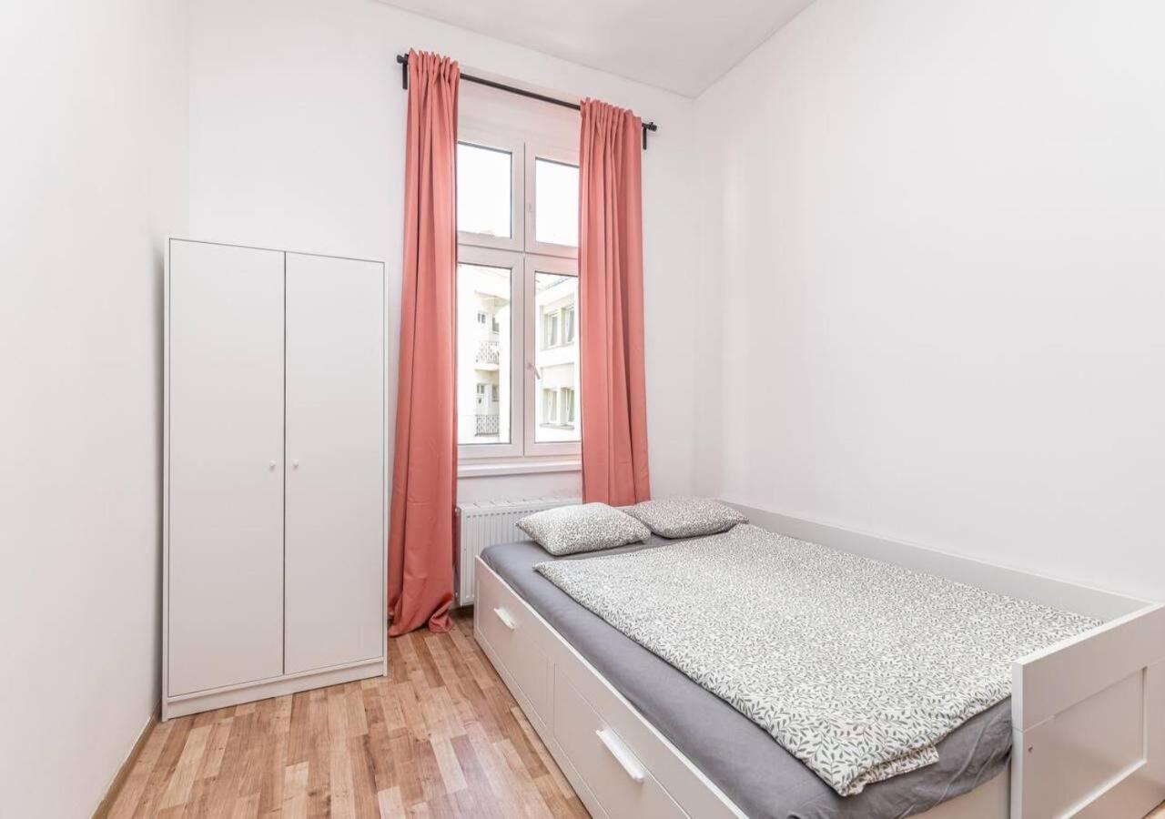Elegance Apartments 布拉格 外观 照片